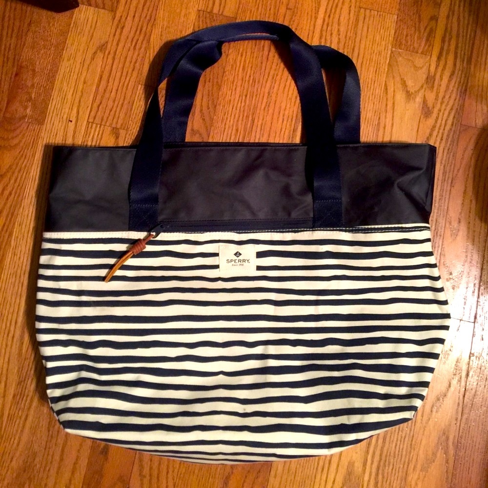 Sperry navy striped beach tote
